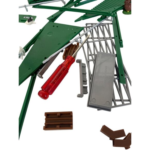 Britain Ltd Farm Shed Country Building Kit With Accessories & Animals - Picture 5 of 5